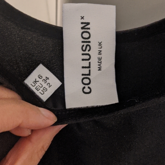 Black velvet crop top - Picture 3 of 3